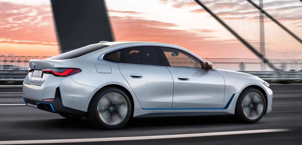 This year, BMW will introduce all-wheel drive (AWD) and rear-wheel drive (RWD) options for its i4 and i7 electric vehicles (EVs).